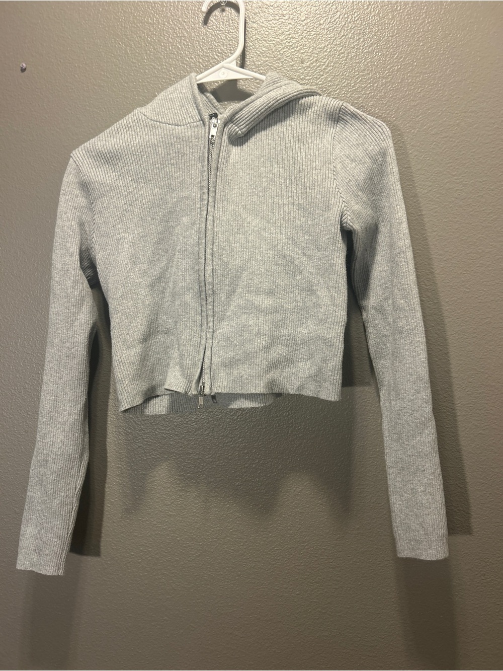 Brandy Melville Heather Gray Ribbed Knit Full Zip Cropped Hoodie Sweater OS